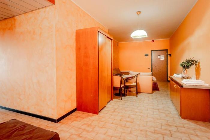 Hotel Rhi Porta Bologna Pieve di Cento Habitación foto