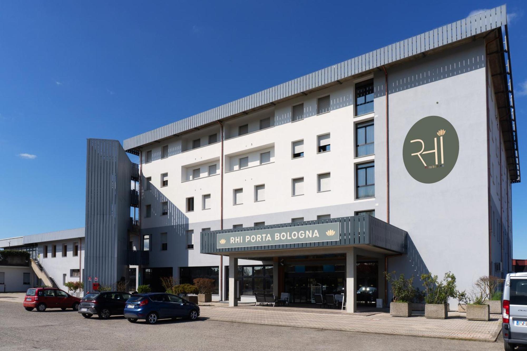 Hotel Rhi Porta Bologna Pieve di Cento Exterior foto